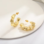 Chunky goldenen Hoop Earrings for Women, 14K goldenen Plated Trendy Chunky goldenen Hoops, Hypoallergenic Fashion Thick goldenen Statement Stud Earrings for Women Jewelry for Women Gifts