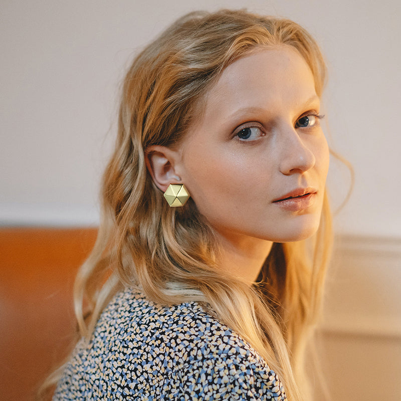 golden Silver Chunky Earrings for Women Lightweight 14k golden Plated Statement Stud Earrings for Women Trendy Jewelry Gifts