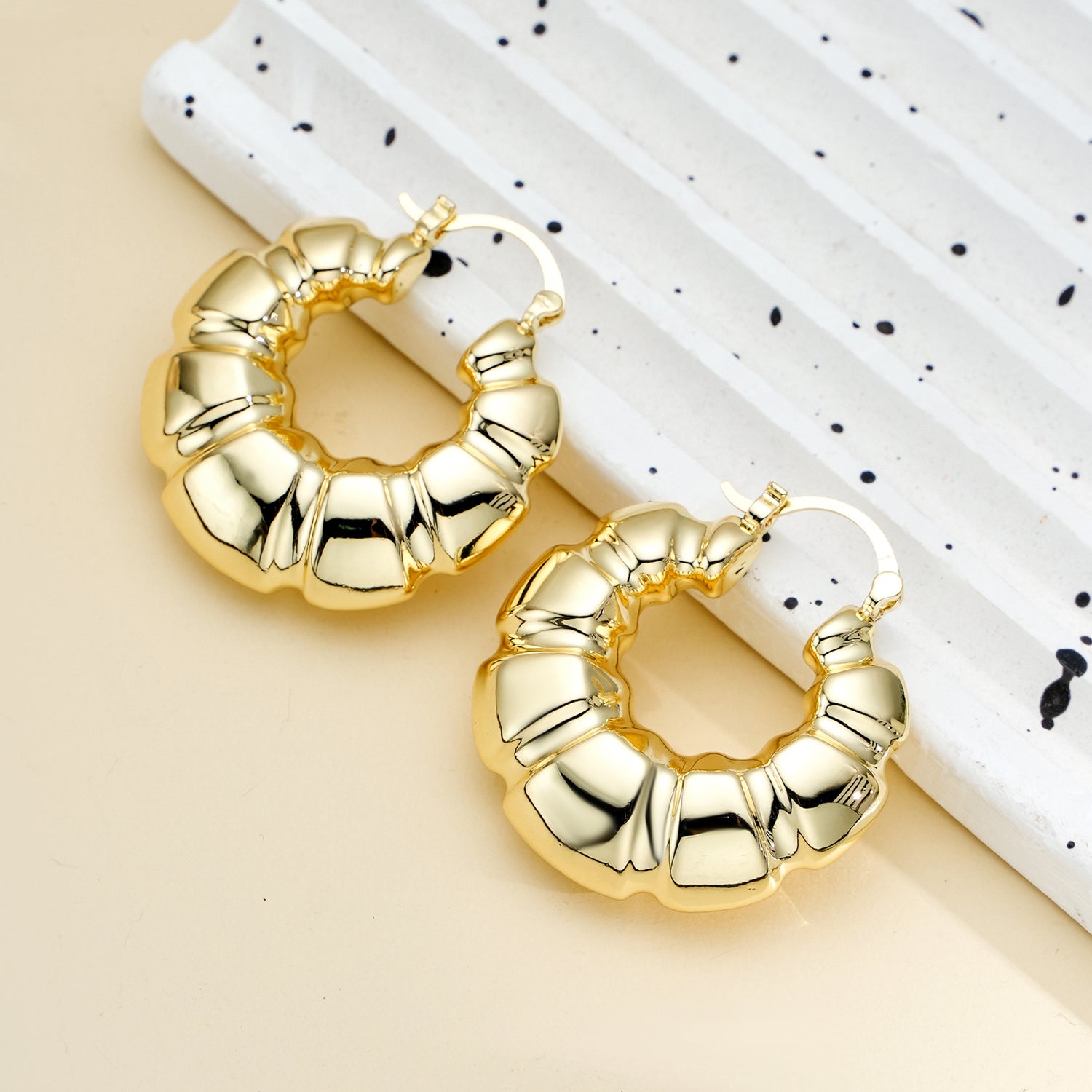 goldenen  Chunky Earrings for Women,14K goldenen  Plated goldenen  Chunky Earrings for Women Lightweight Statement goldenen  Earrings for Women Trendy goldenen  Jewelry for Women Gifts for Women