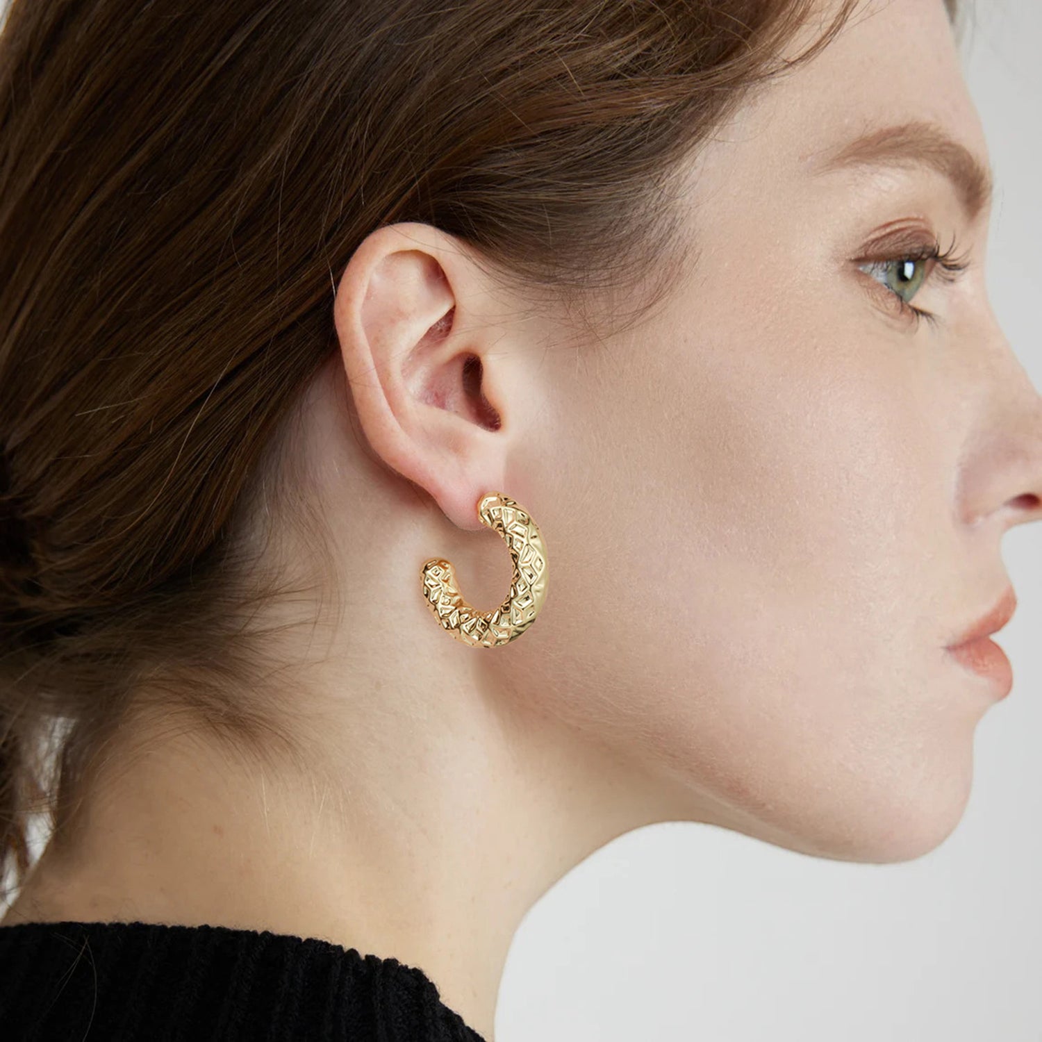Chunky golden Earrings Stud for Women, 14K golden Plated Statement Stud Earrings for Women golden Chunky Earrings Round Hypoallergenic Lightweight Vintage Thick golden Earrings Trendy Jewelry for Women