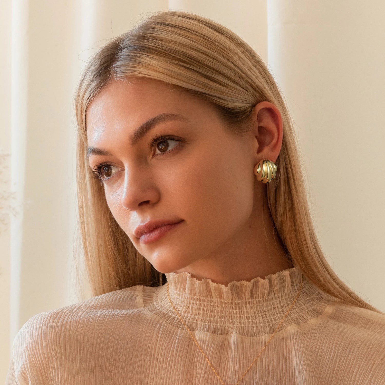 golden Shell Earrings for Women, golden Earrings for Women Trendy Chunky golden Earrings Statement Earrings for Women golden Chunky Earrings for Women Lightweight golden Jewelry Gift for Women