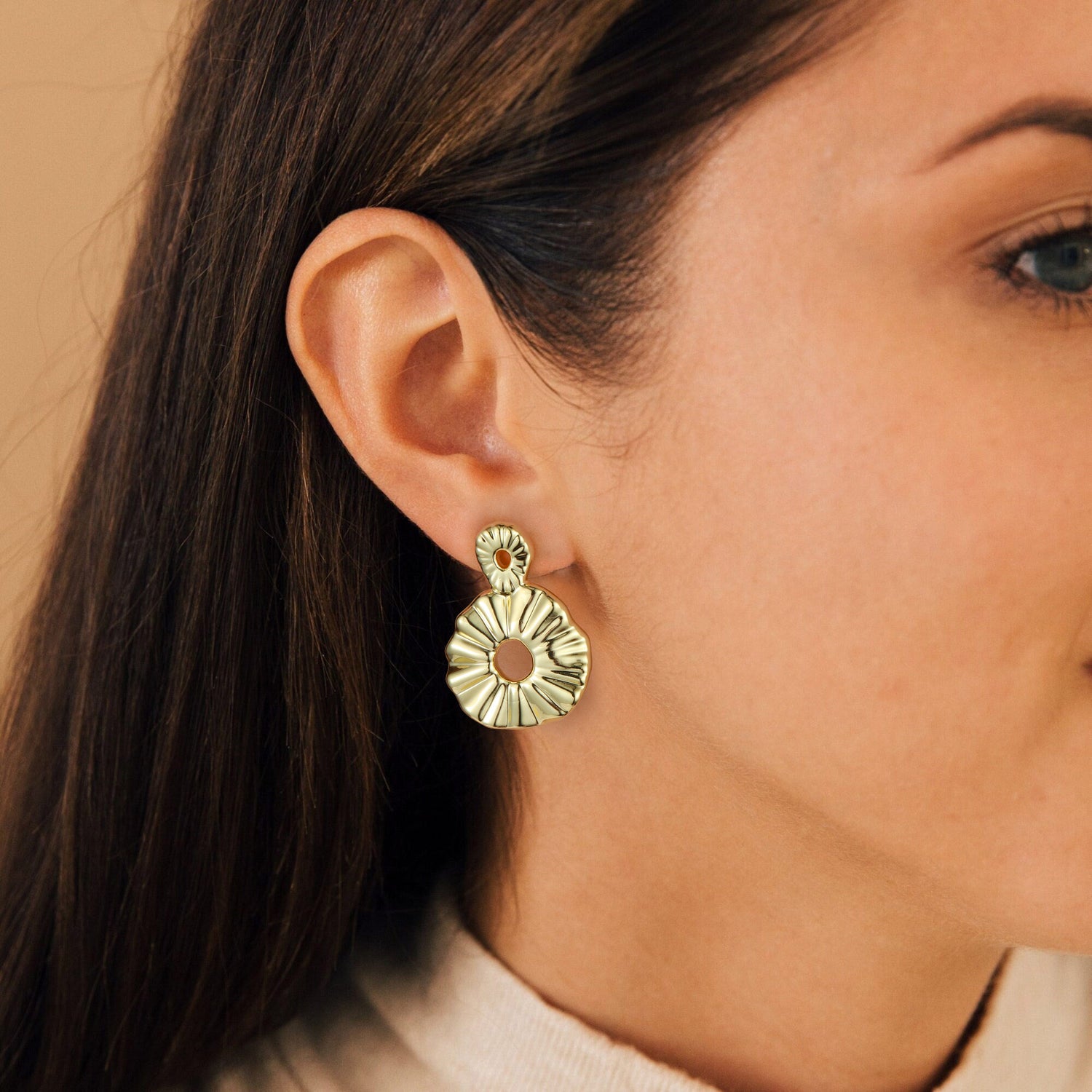 Women's thick golden earrings 14K golden-plated thick hoop earrings women's thick hoop golden earrings large size anti-allergy lightweight non-f women's thick hoop golden fashion jewelry