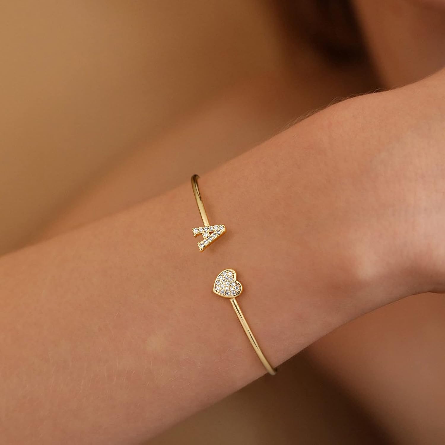 Gold Initial Bracelets for Women Girls, 14K Gold Plated Gold Bangle Bracelets for Women Girls Dainty Gold Initial Bracelets Heart Bracelets for Women Girls Bridesmaids Bracelets Gifts