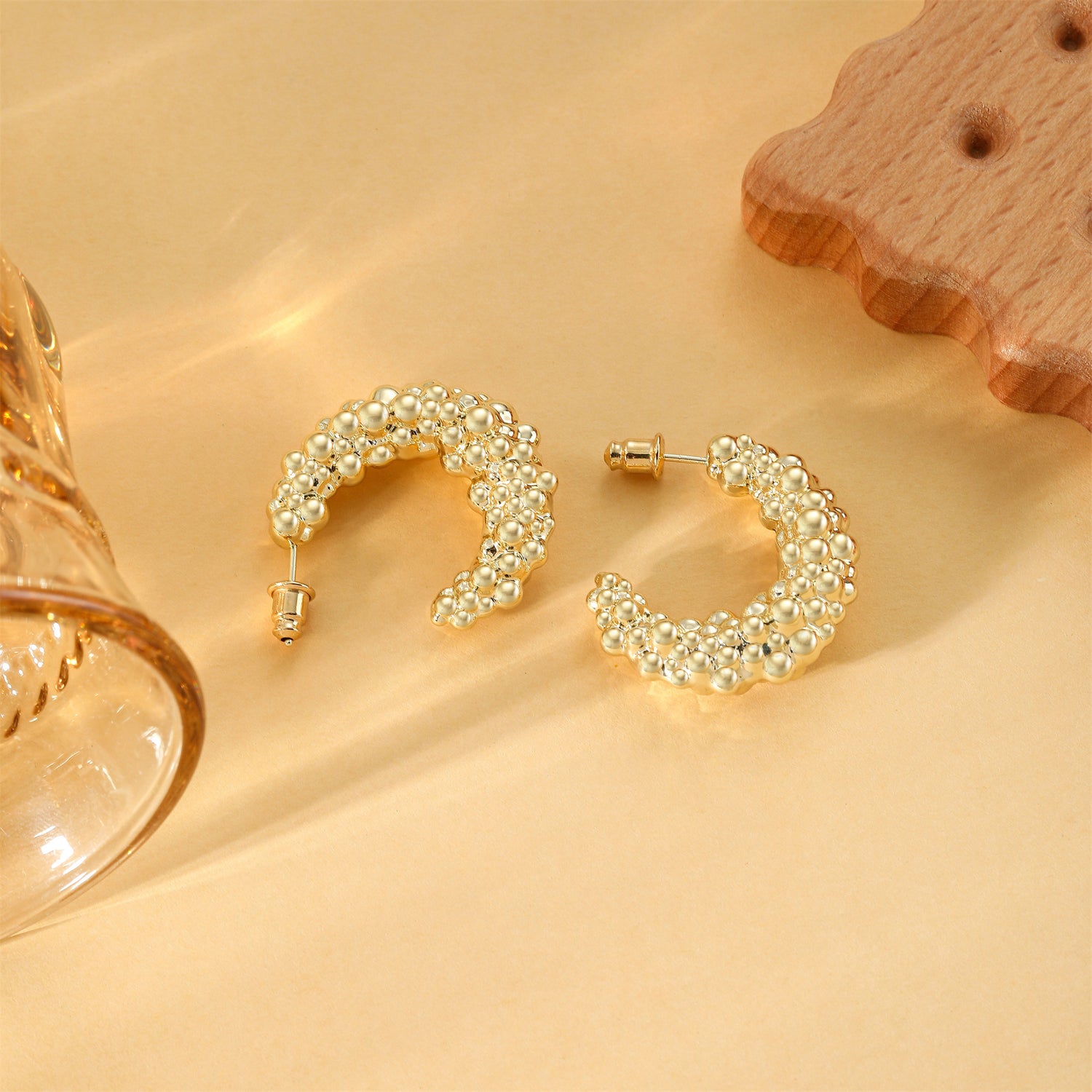 Women's goldenen earrings thick ladies pendant earrings hypoallergenic lightweight thick ladies earrings fashionable women's jewelry holiday gifts