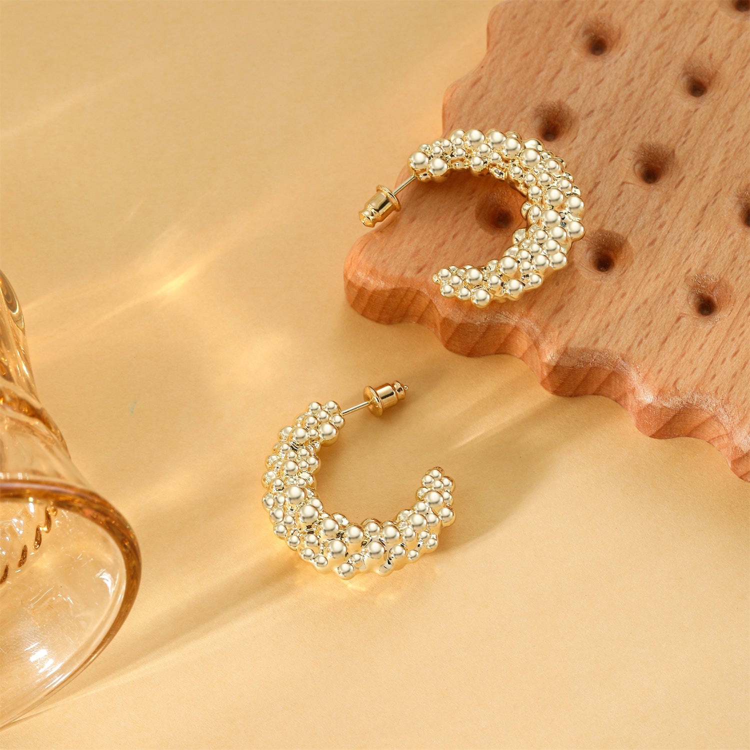 Women's goldenen earrings thick ladies pendant earrings hypoallergenic lightweight thick ladies earrings fashionable women's jewelry holiday gifts