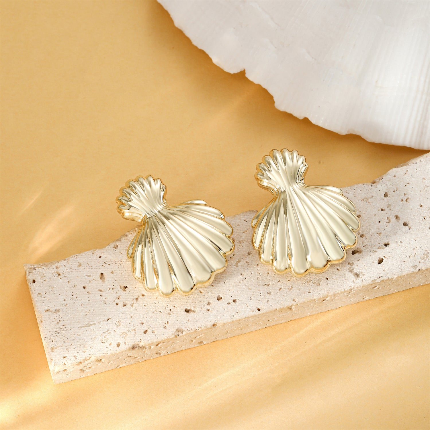 goldenen  Dangle Earrings for Women, Shell Earrings Chunky goldenen  Earrings for Women Trendy Statement Vintage goldenen  Dangle Earrings for Women Earrings Jewelry Gifts for Women Beach Jewelry