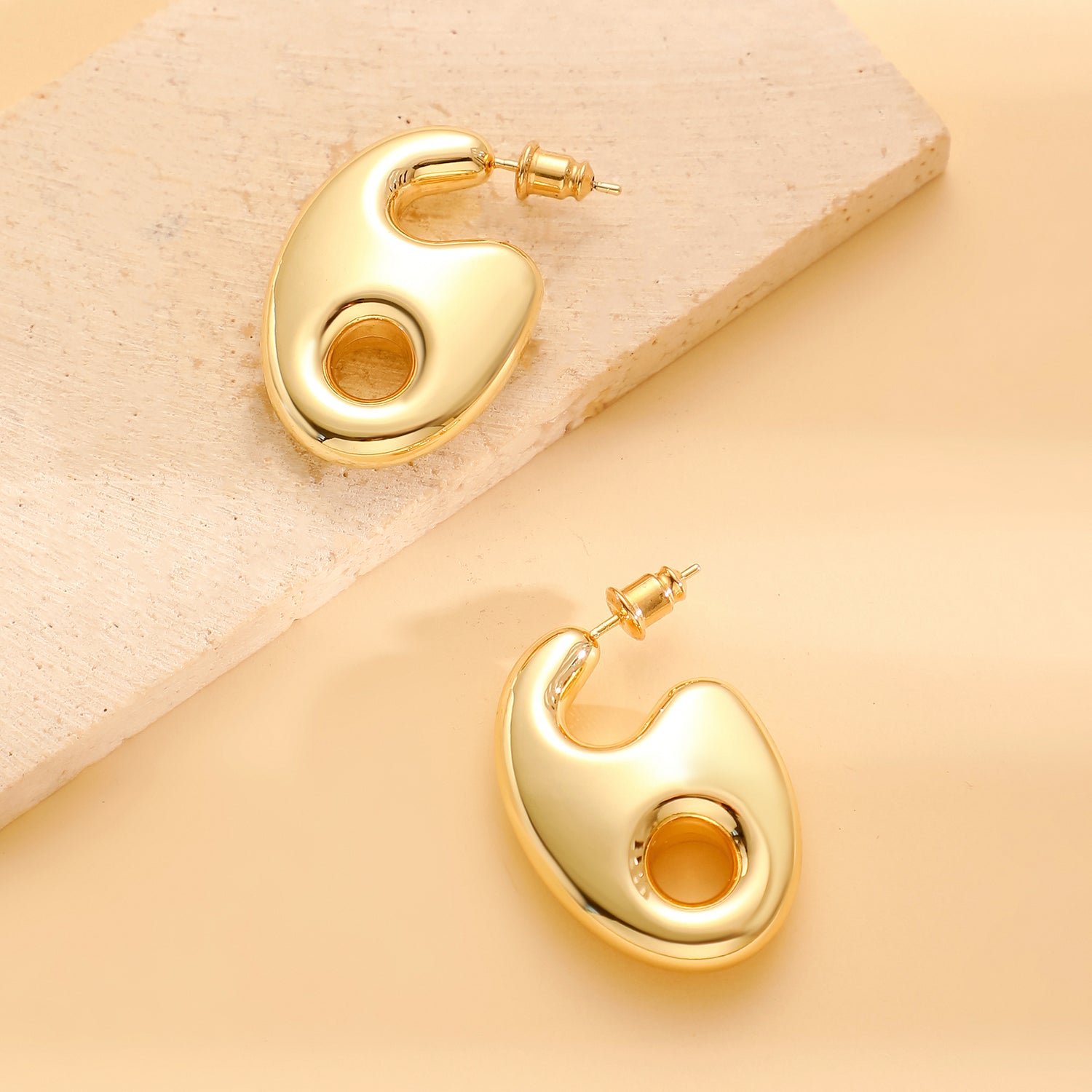 Chunky goldenen  Earrings for Women 14k goldenen  Plated Stud Earrings for Women Hypoallergenic goldenen  Statement Earrings Thick goldenen  Chunky Earrings for Women Trendy Jewelry Gift for Women