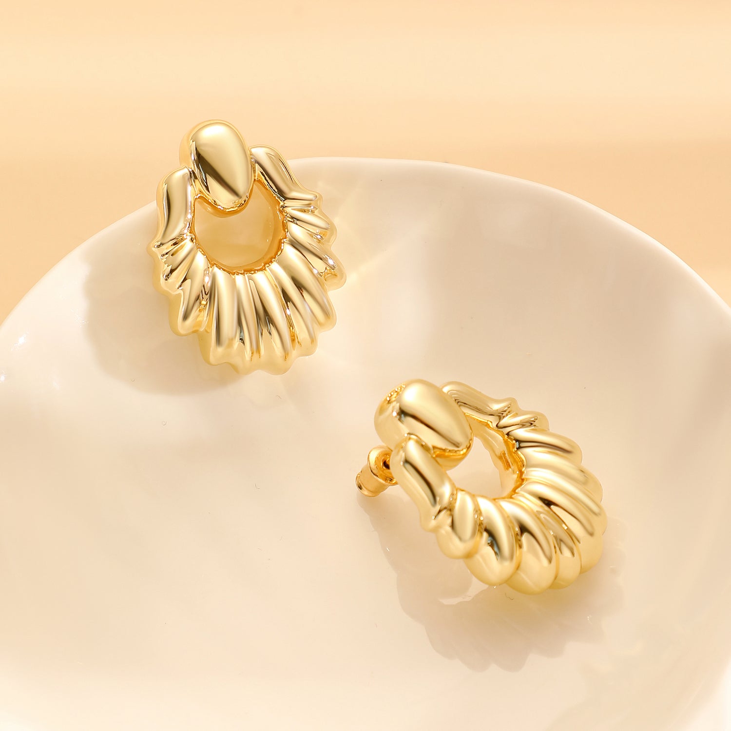 goldenen  Statement Earrings for Women 14K goldenen  Plated Dangle Earrings for Women goldenen  Chunky Earrings for Women Trendy Big goldenen  Earrings Chunky goldenen  Earrings for Women goldenen  Jewelry for Women Gifts