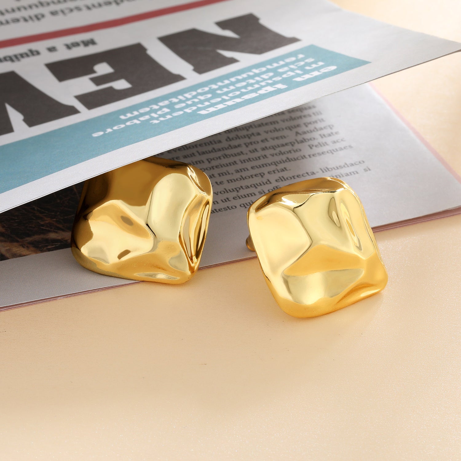 Chunky golden Earrings for Women 14k golden Plated Stud Earrings for Women Hypoallergenic golden Statement Earrings Thick golden Chunky Earrings for Women Trendy Jewelry Gift for Women