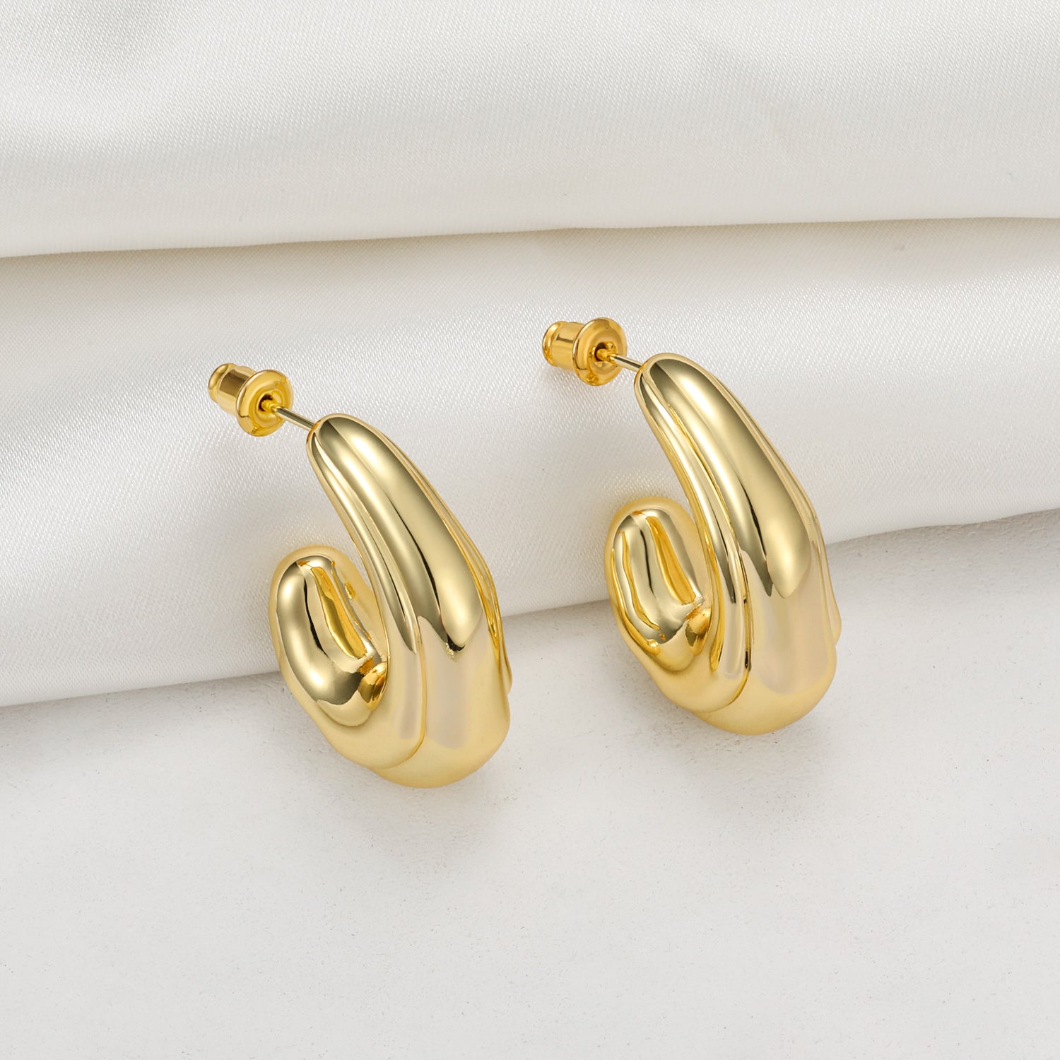 Chunky golden Earrings for Women 14k golden Plated golden Chunky Earrings for Women Hypoallergenic golden Statement Earrings Thick Stud Earrings for Women Trendy Jewelry Gift for Women